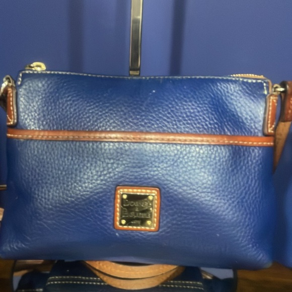 Dooney & Bourke Crossbody Bag - Picture 2 of 10